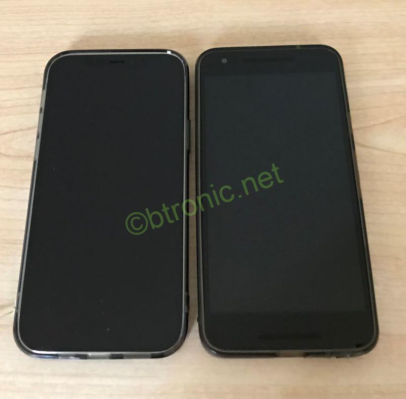 Nexus 5xとiPhone 12(表面)