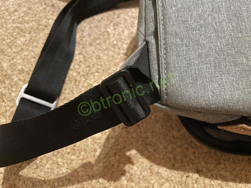 Peak Design Everyday Sling v1 5Lのストラップのバックル